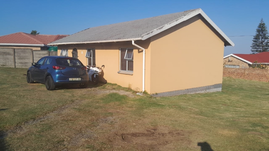3 Bedroom Property for Sale in Sunnyridge Eastern Cape